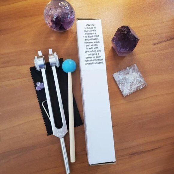 136.1hz Tuning Fork‎ - Picture 2 of 3